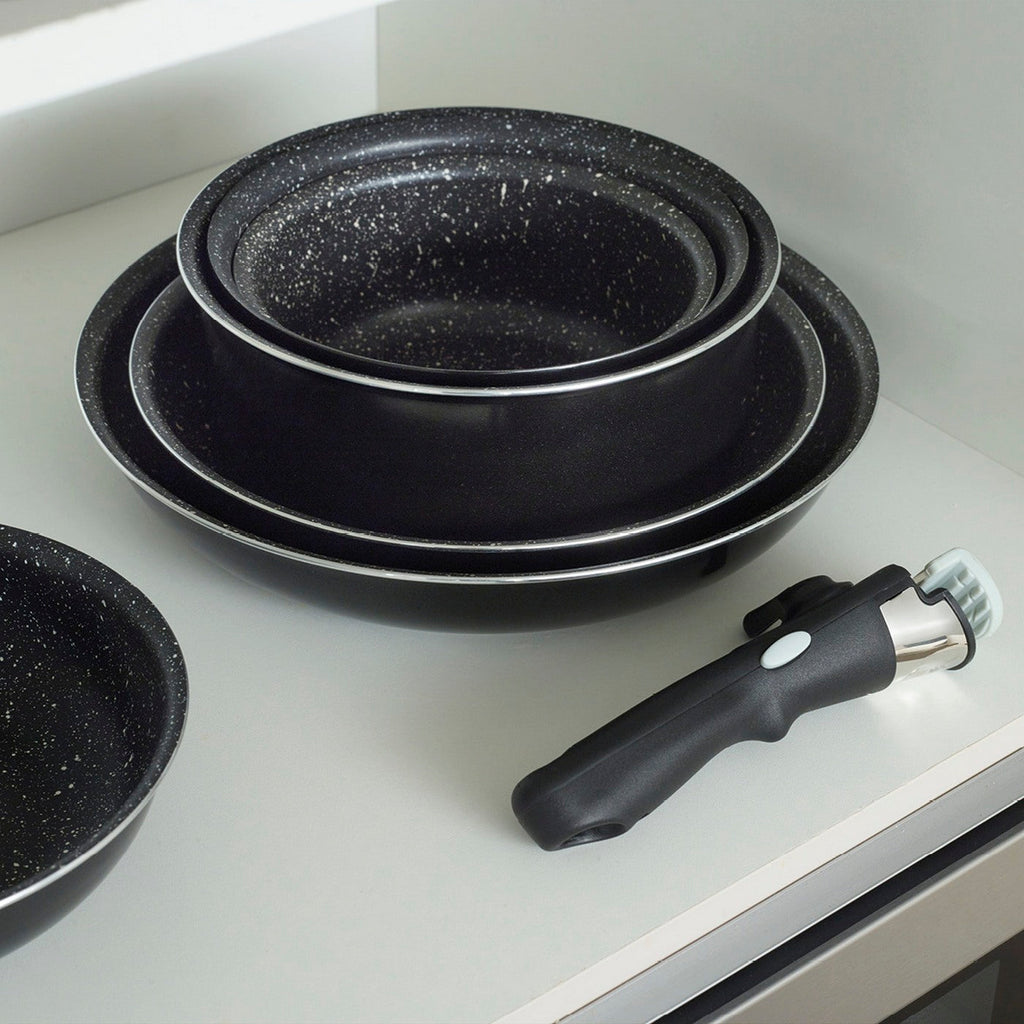 BRANDT - Set de 3 sartenes + 3 cacerolas + 3 tapas + 3 tapas herméticas + olla con tapa + 2 mangos extraíbles - Negro