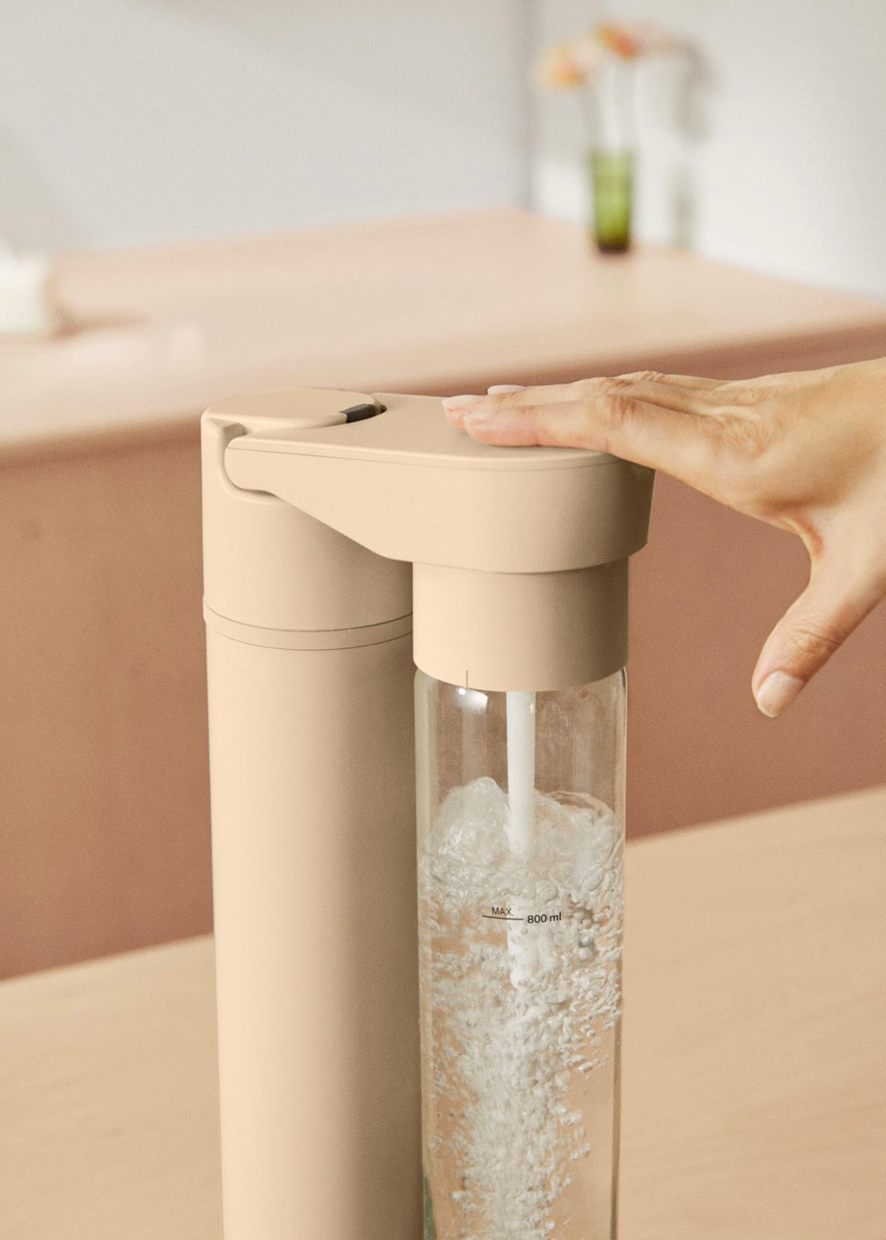 Soda Maker Studio - Sparkling Water Machine + 1L Bottle - Sand