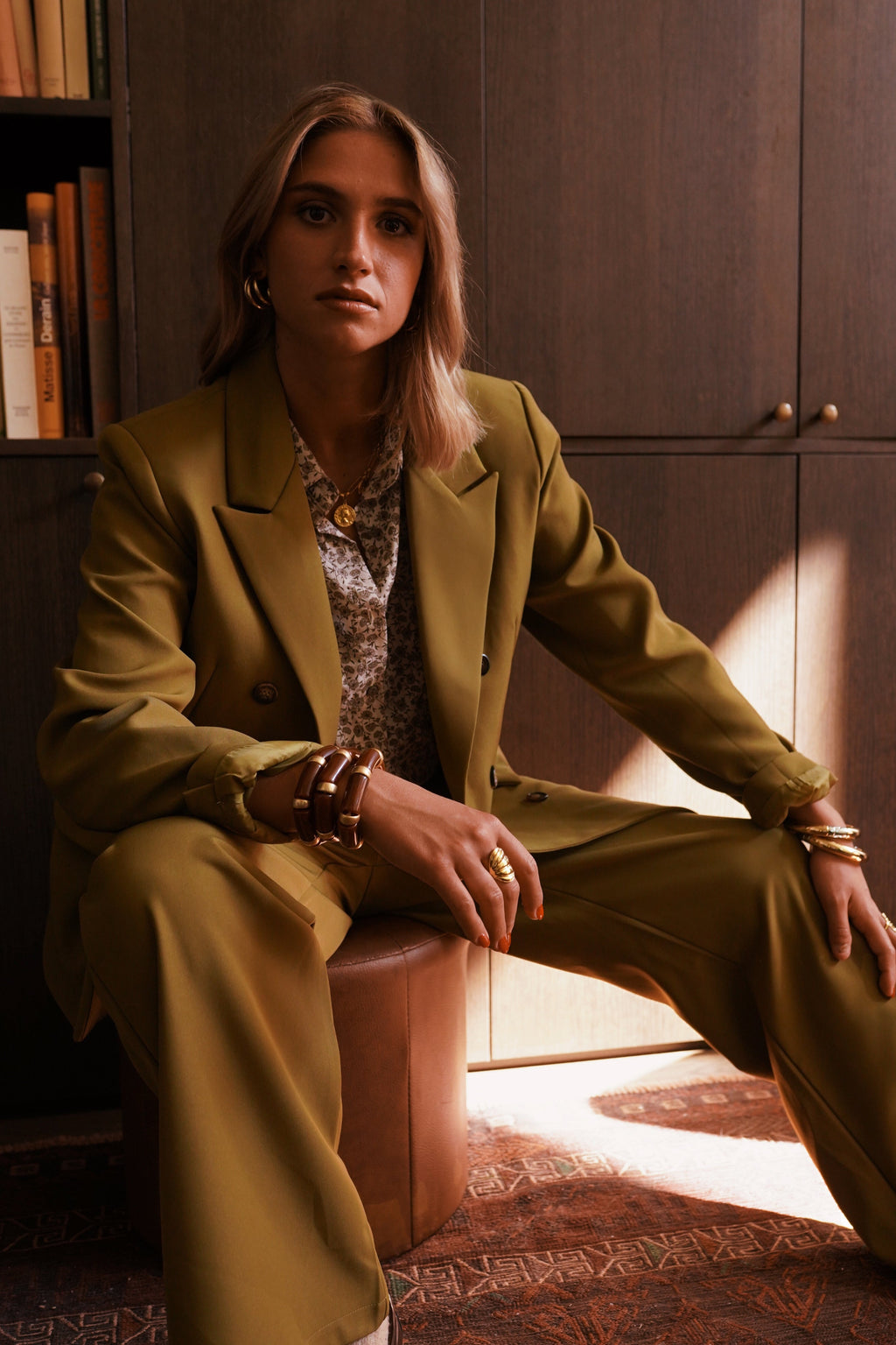 Blazer Adriel