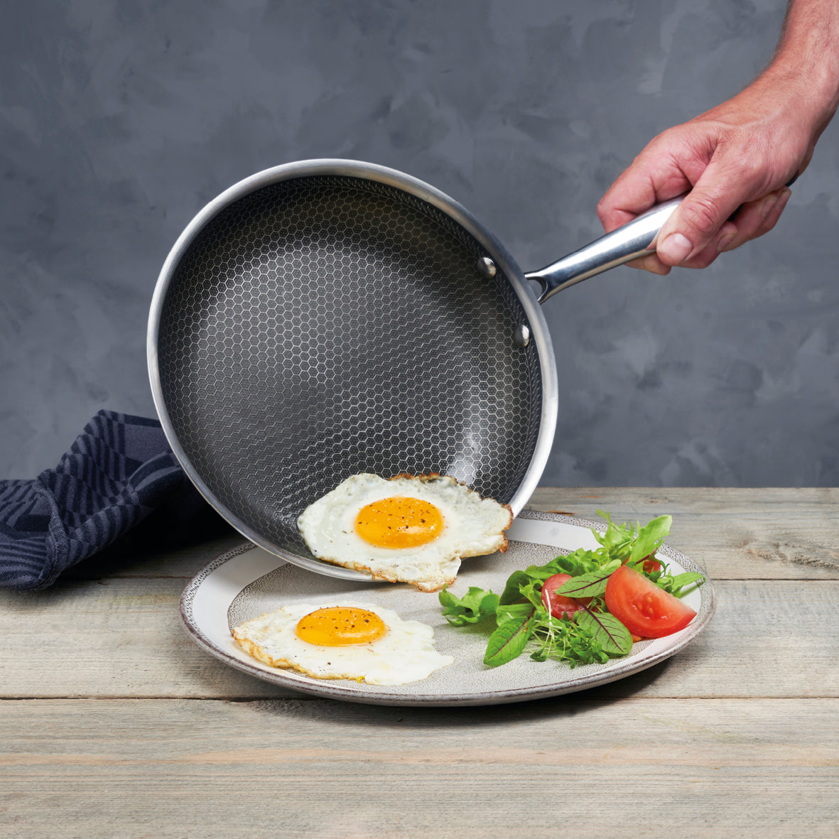 Triply Stainless Steel Wok Non-Stick Honeycomb Coating 30cm - Silver