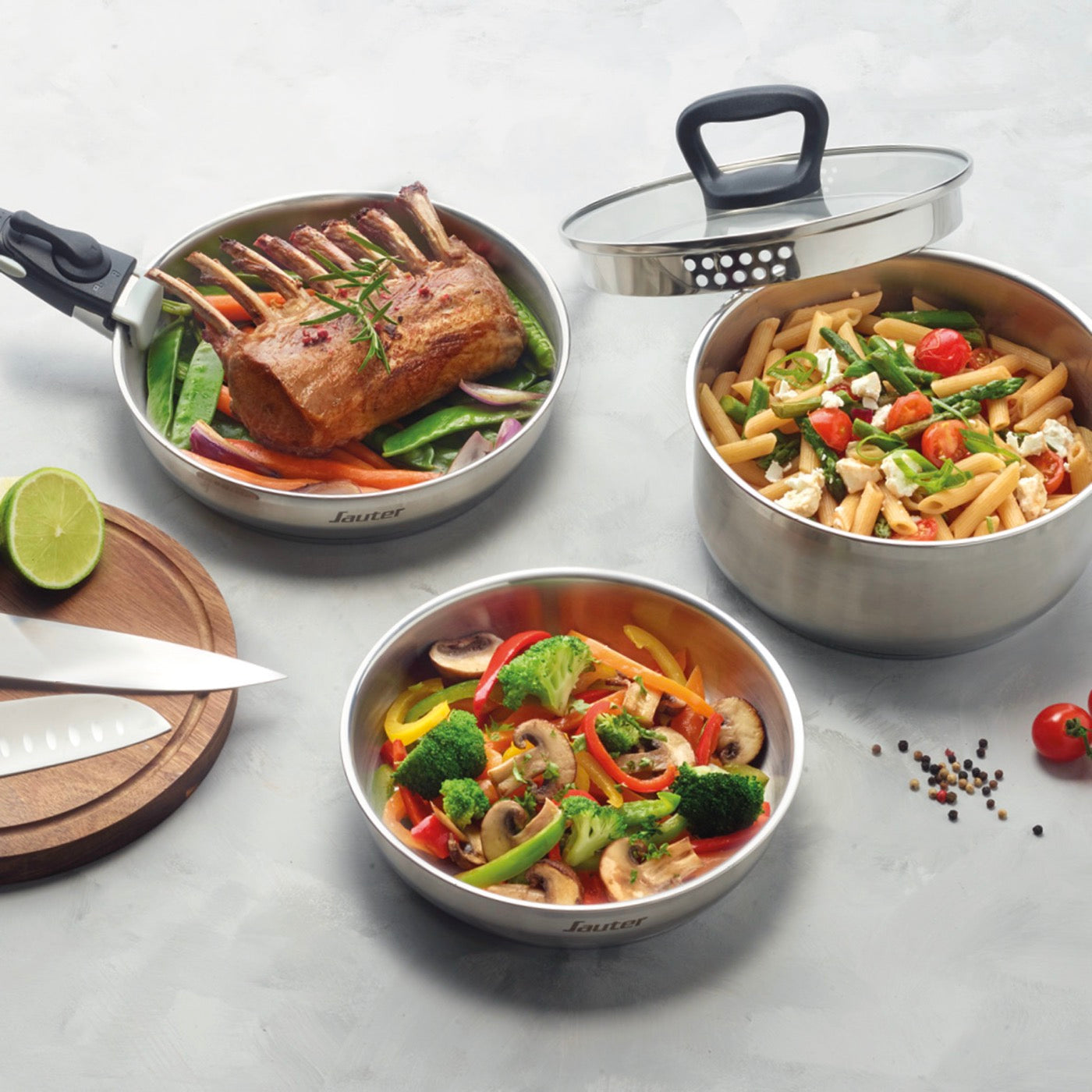 Set of 3 Stainless Steel Saucepans + 2 Frying Pans + 2 Removable Handles - Silver