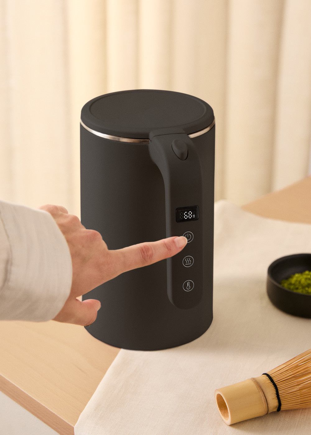 Kettle Studio Pro - Hervidor de Agua Eléctrico - 1L - Negro