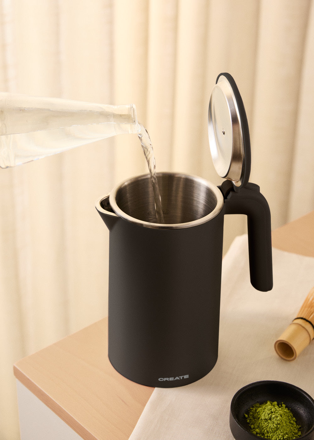 Kettle Studio Pro - Hervidor de Agua Eléctrico - 1L - Negro