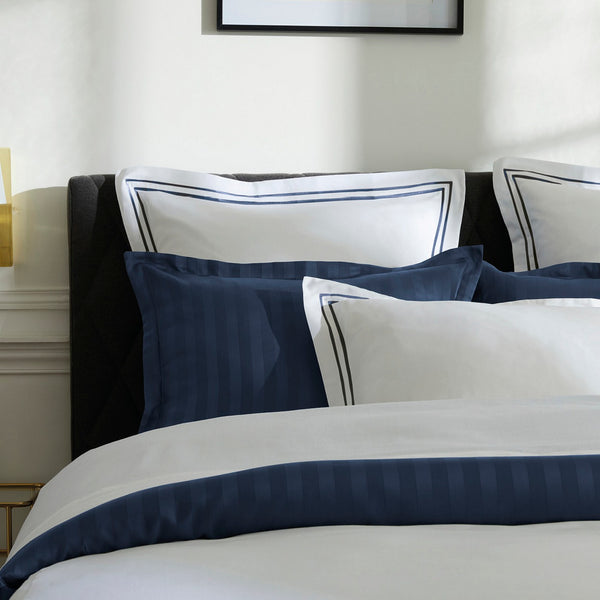 Paris - Set Of 2 Pillowcases - Cotton Satin - Dark Blue / White