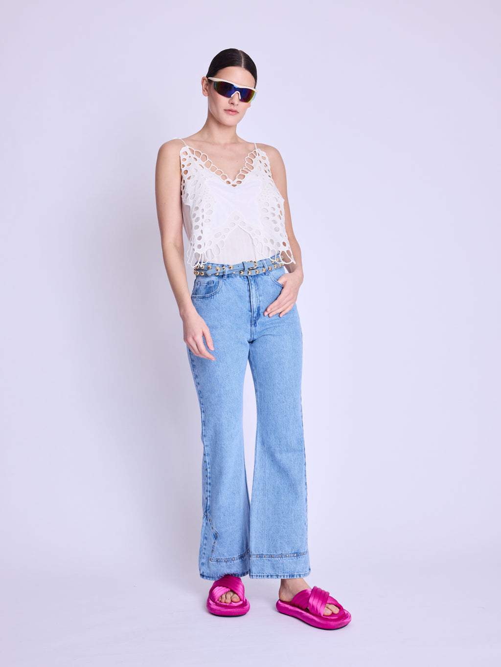 Top con bordado de mariposas - Blanco roto