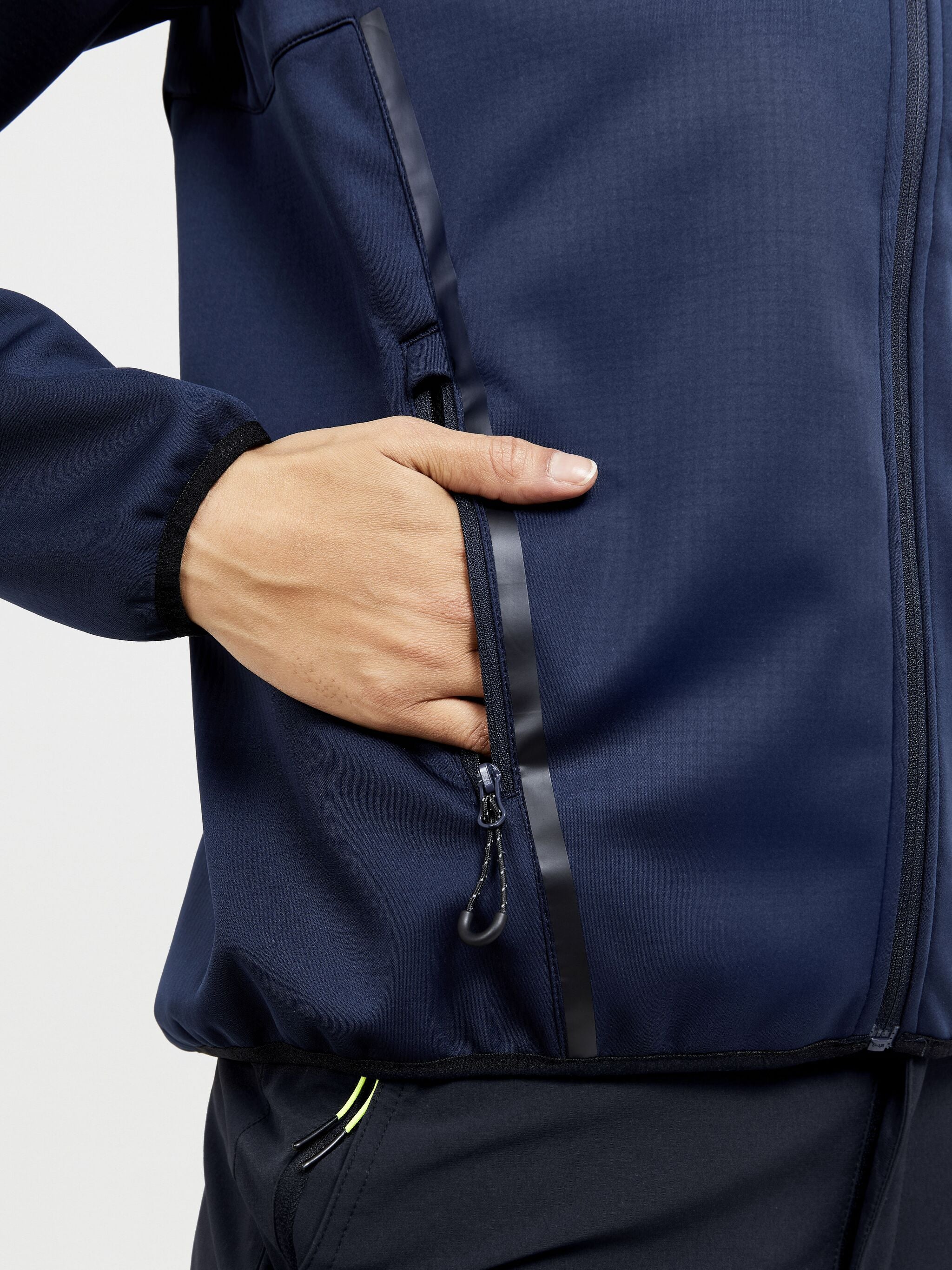 Adv Explore Softshell Jacket