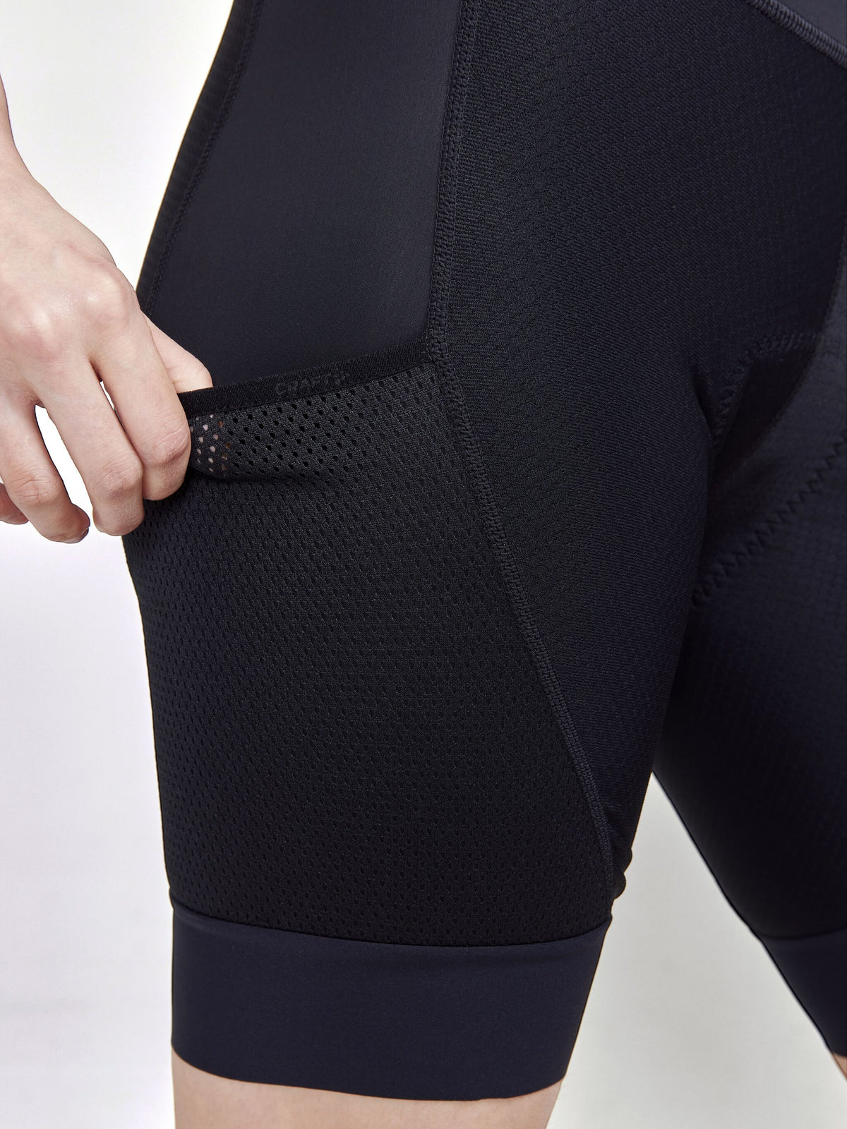 Advanced Gravel Shorts - Black - Women