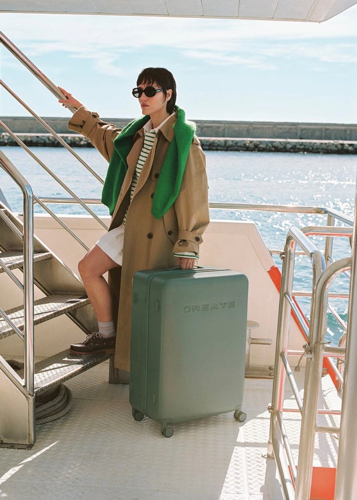 Luggage Studio - Hard-Shell Polycarbonate Suitcase - Size L - Sage