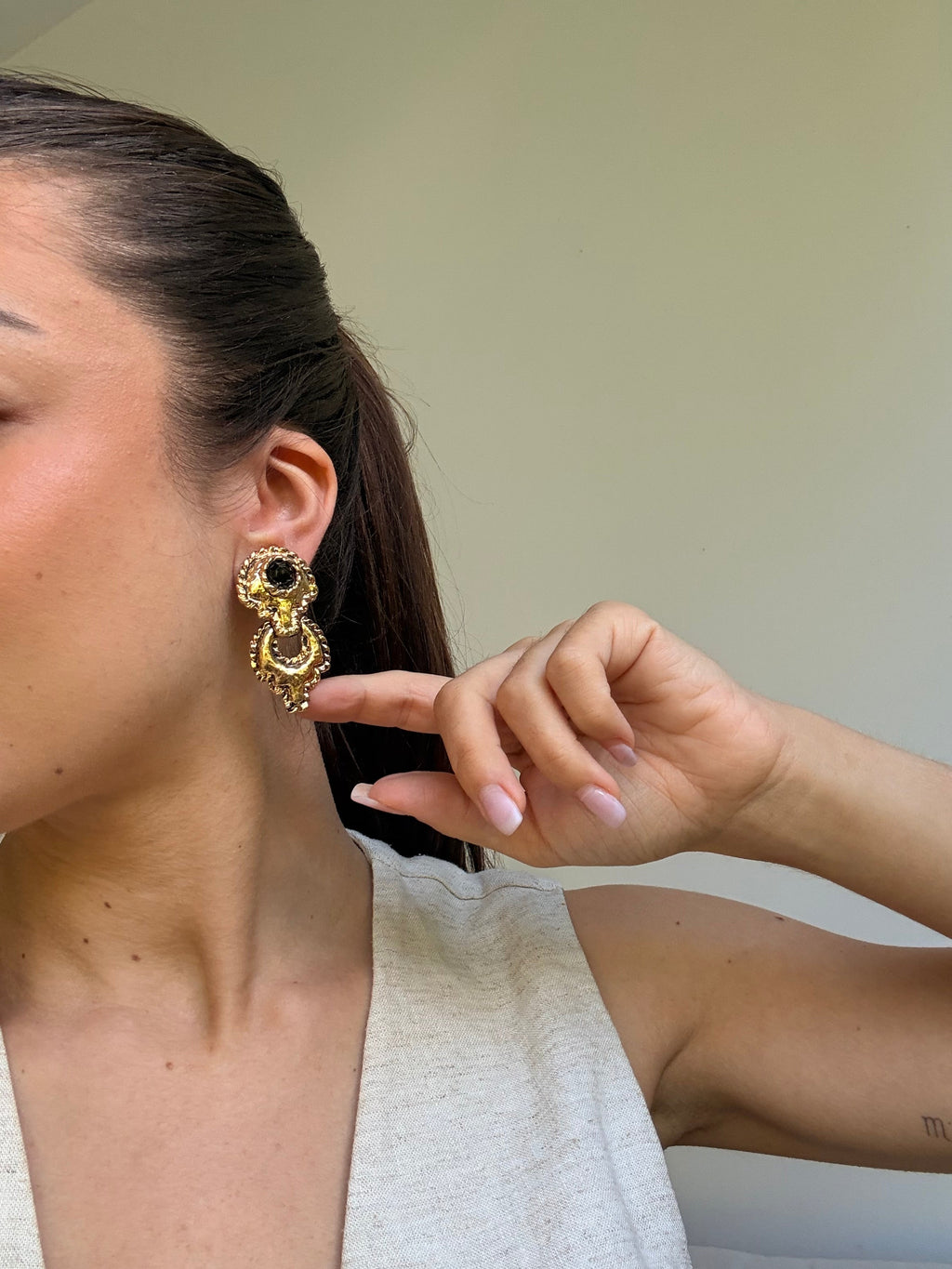 Boucles D’Oreilles Vintage - Pendantes Design Baroque Et Strass Noir