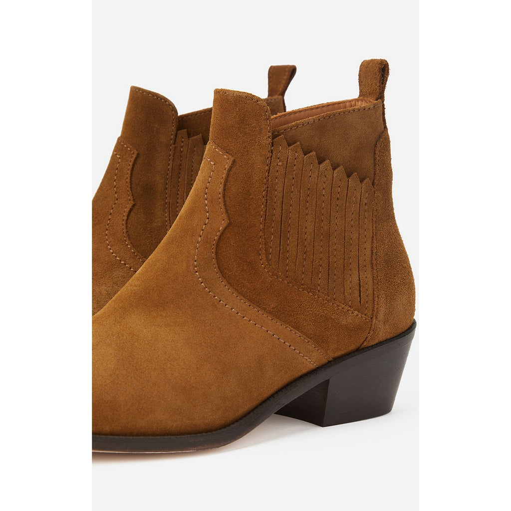Vanessa Bruno - Santiag Suede Ankle Boots - Hazelnut
