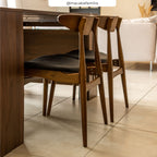 Josette - Lot De 2 Chaises En Cuir Synthétique Noir Et Bois D'Hévéa