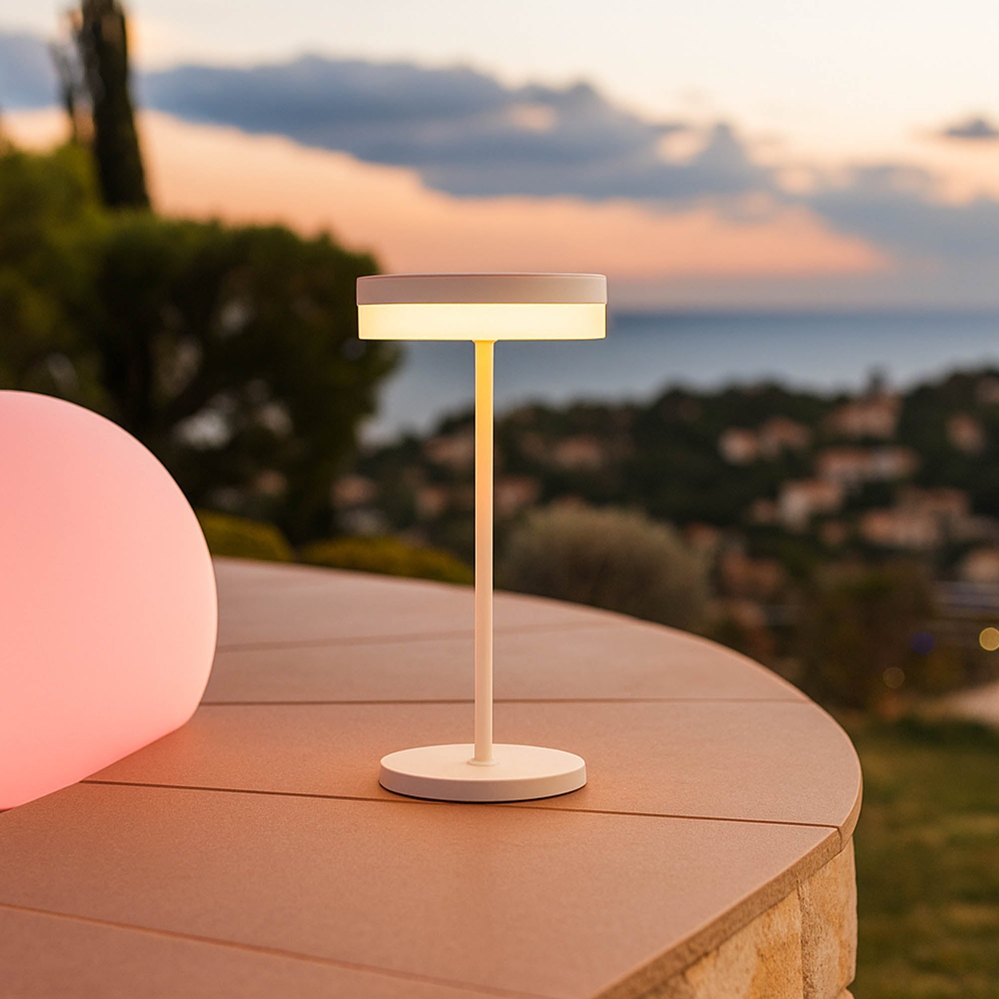 Vivia - Lampe De Table Solaire - Aluminium - Blanc
