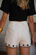 Shorts bordados Aliza - Crema