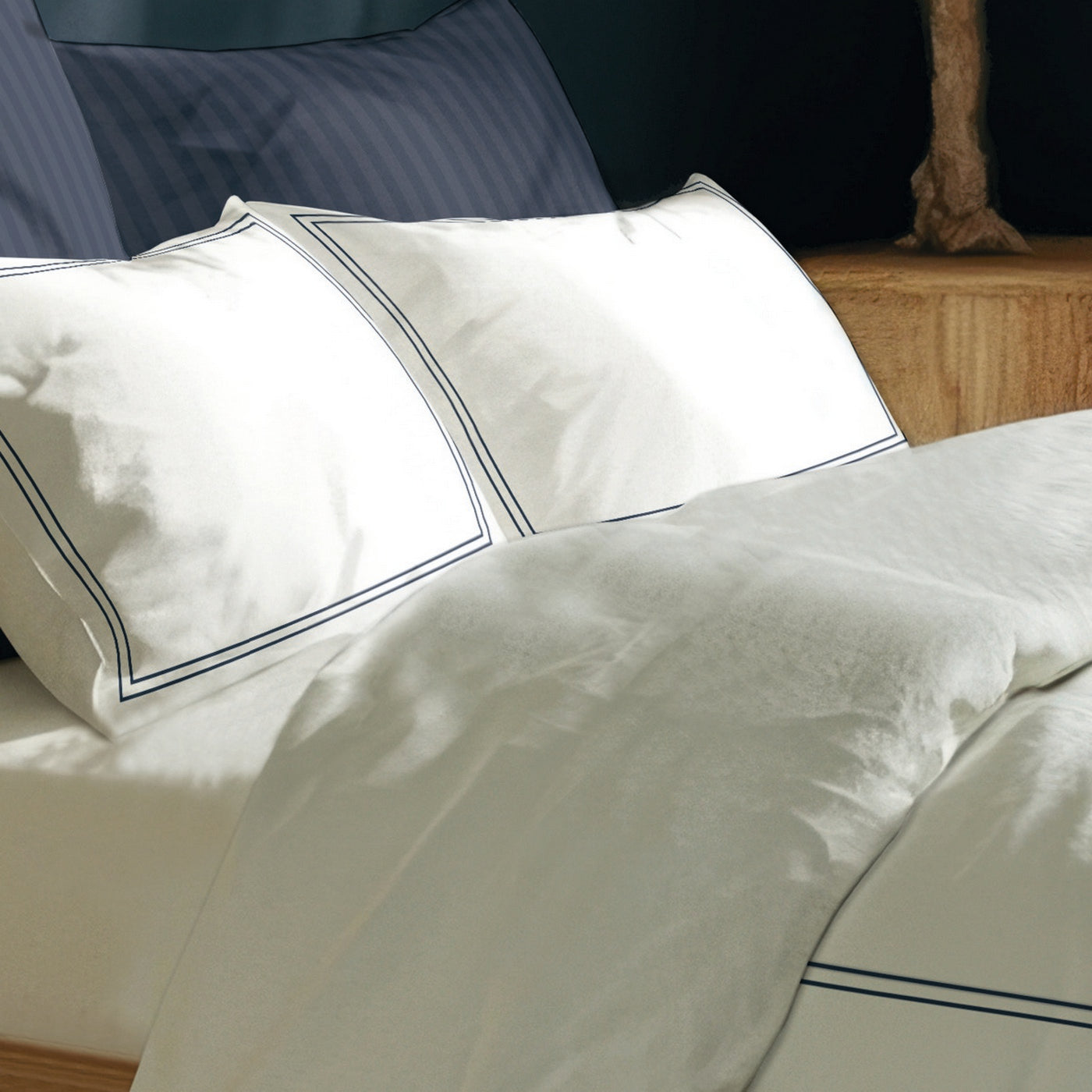 Annecy - Drap Plat - Satin De Coton - Bleu Foncé / Blanc