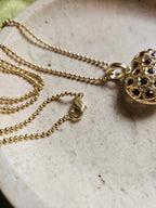 Collier Sautoir Dior Chaine À Bille Cœur Plaqué Or Et Strass Rubis