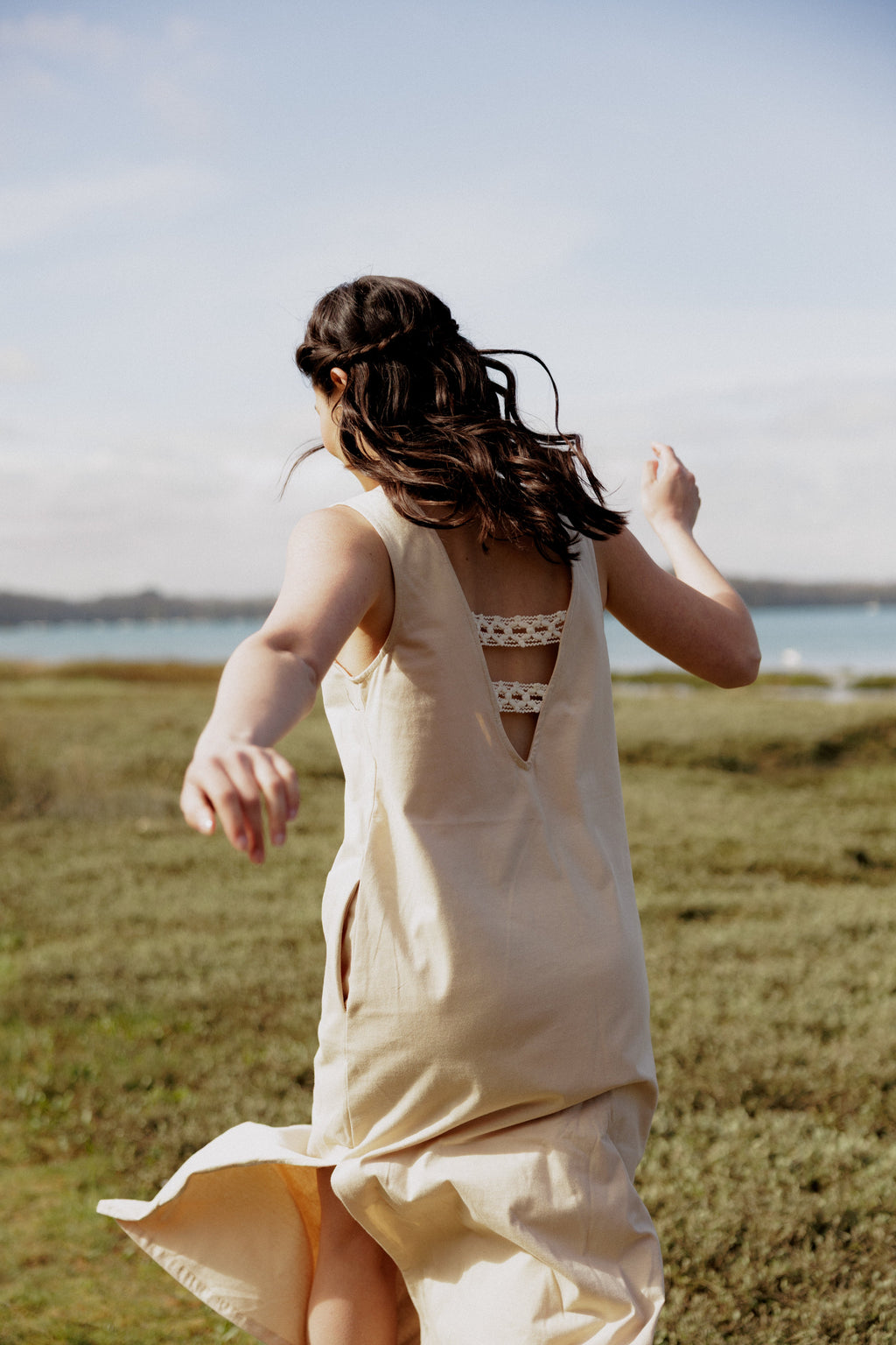 Léonisse Dress - Beige