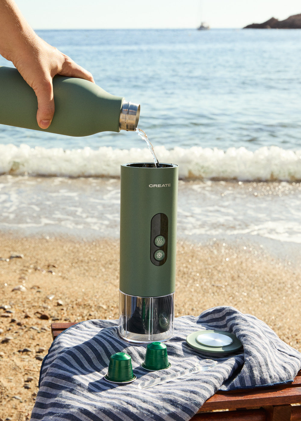 Thera Move - Cafetière Espresso Portable 15 Bars Pour Capsules & Café Moulu - Avec Mallette De Transoirt - Vert Sauge