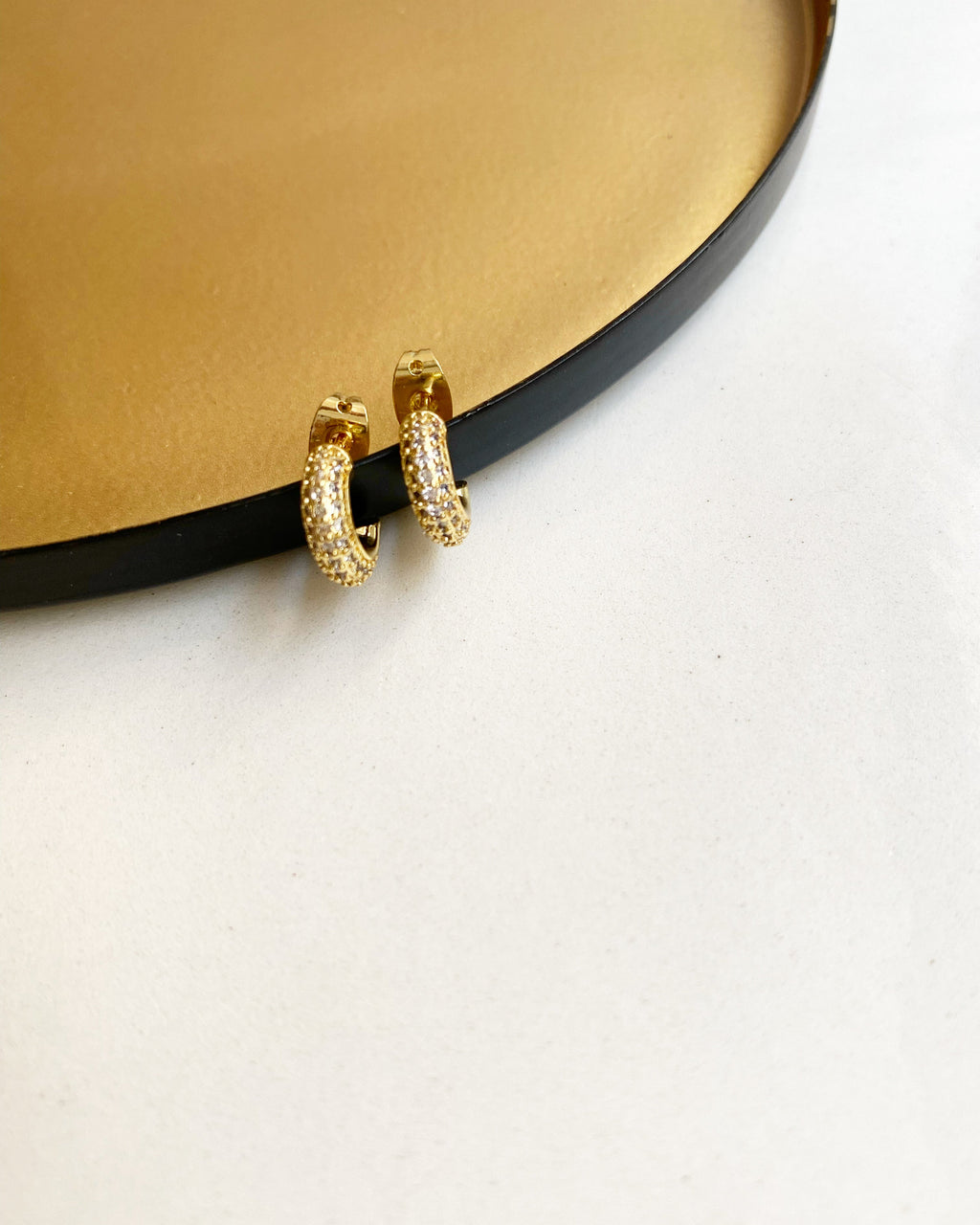 Julieta Hoop Earrings