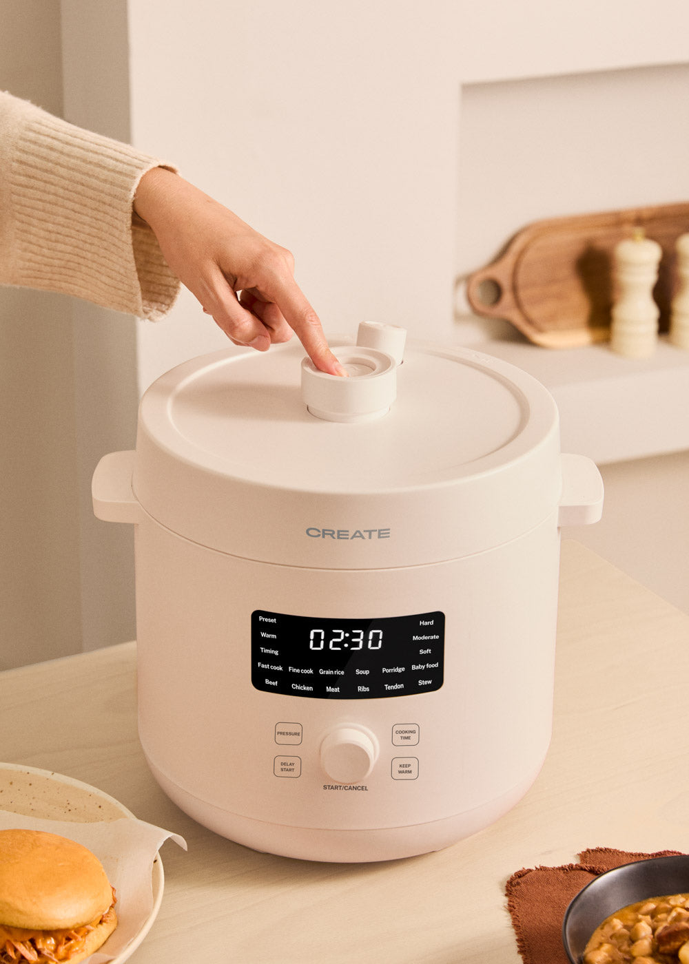 Studio Pressure Cooker - Programmable Multifunction Electric Pressure Cooker - 6L - Off-White