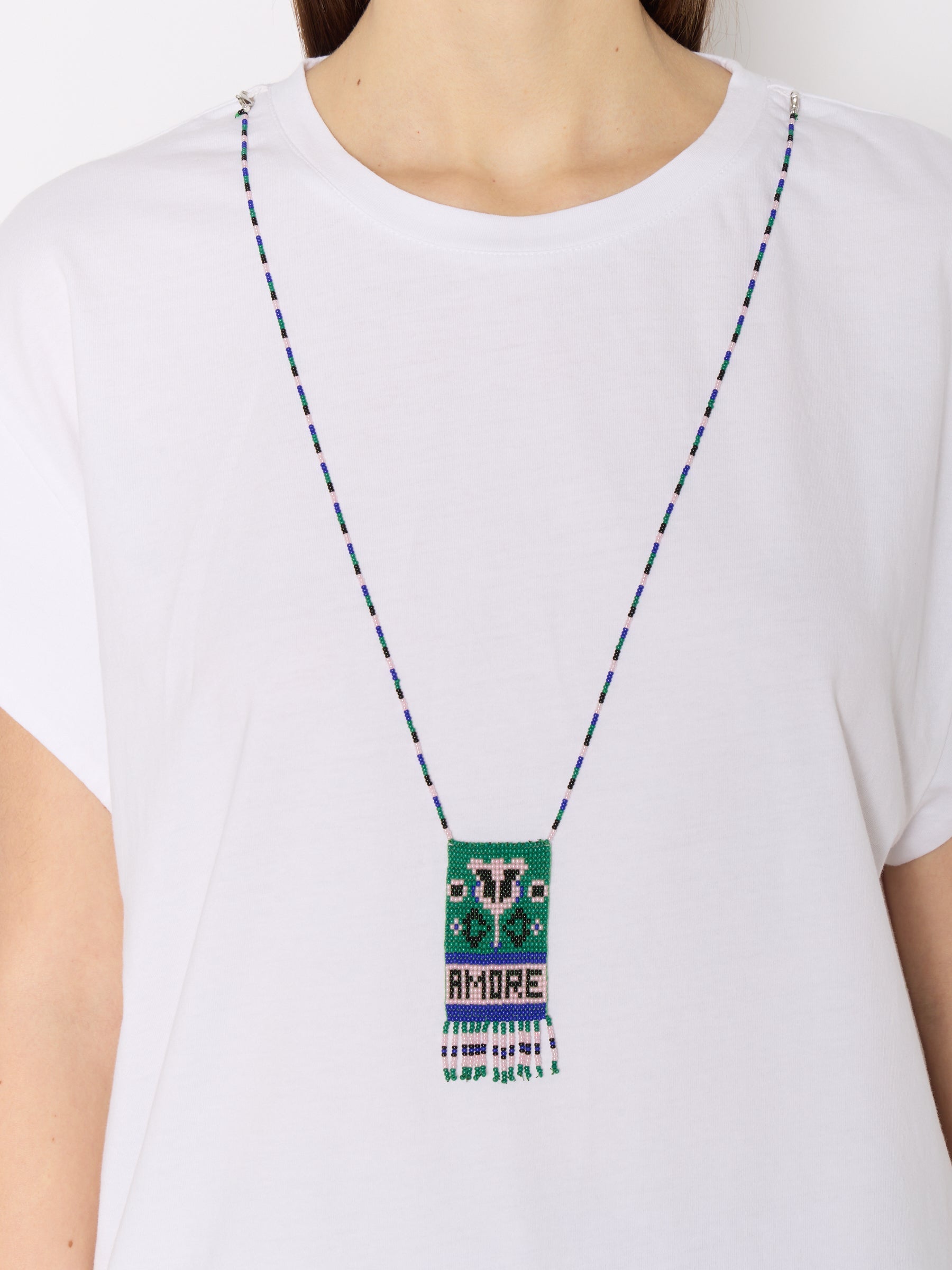 Berenice - T-shirt with Pearl Necklace - White