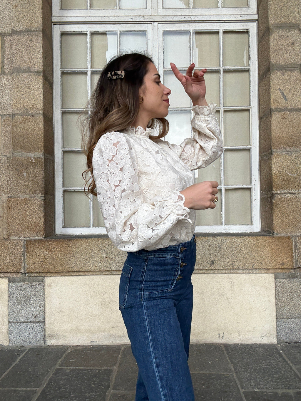 Blouse En Dentelle Écrue Alma