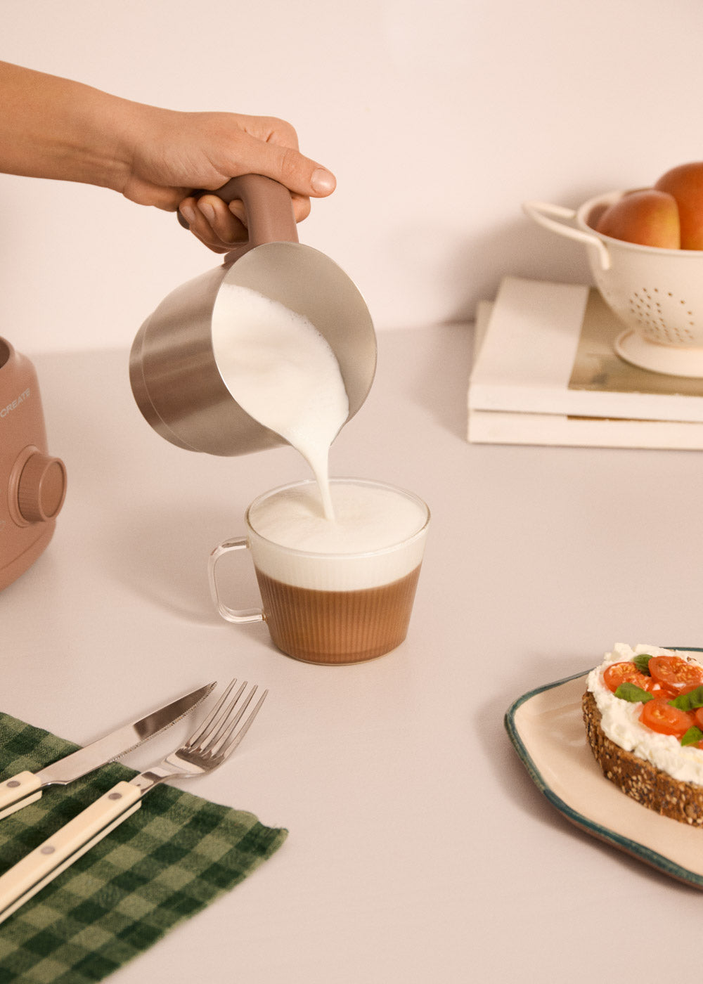 Milk Frother Retro - Espumador de Leche y Calentador de Leche con Jarra Extraíble - Moca