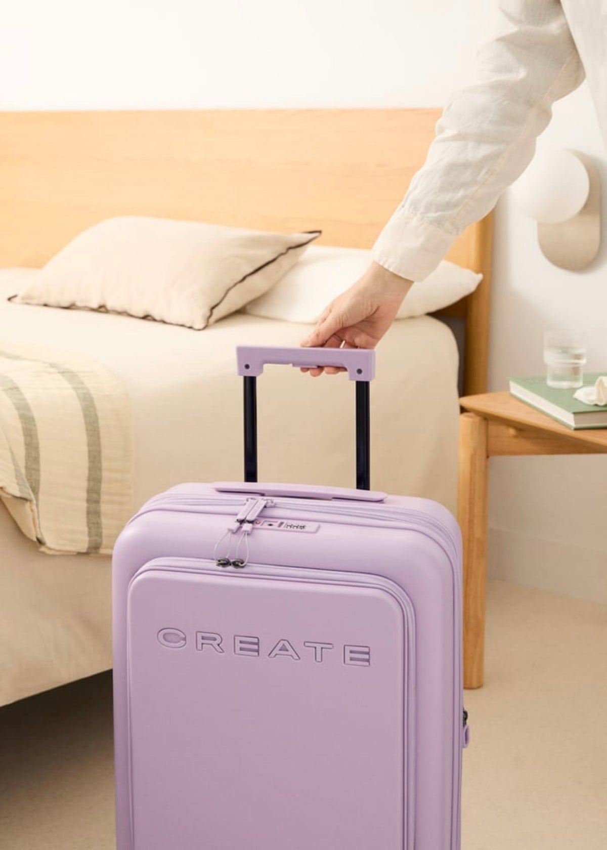 Luggage Studio Pocket - Valise Rigide Extensible Compatible Compagnies Low Cost - Lavande