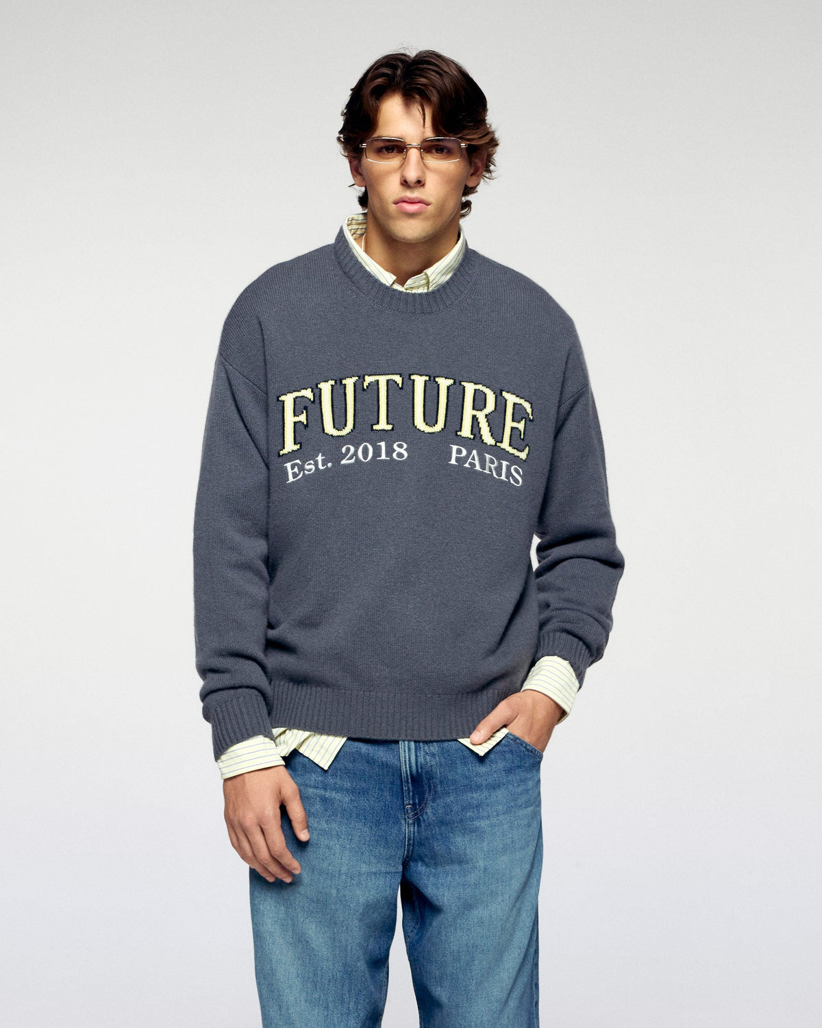 #label: Dren is 1.89 m tall and wears a size S