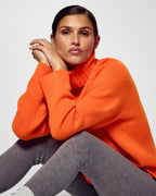 Jersey oversize de cuello alto - Naranja dorado - Mujer