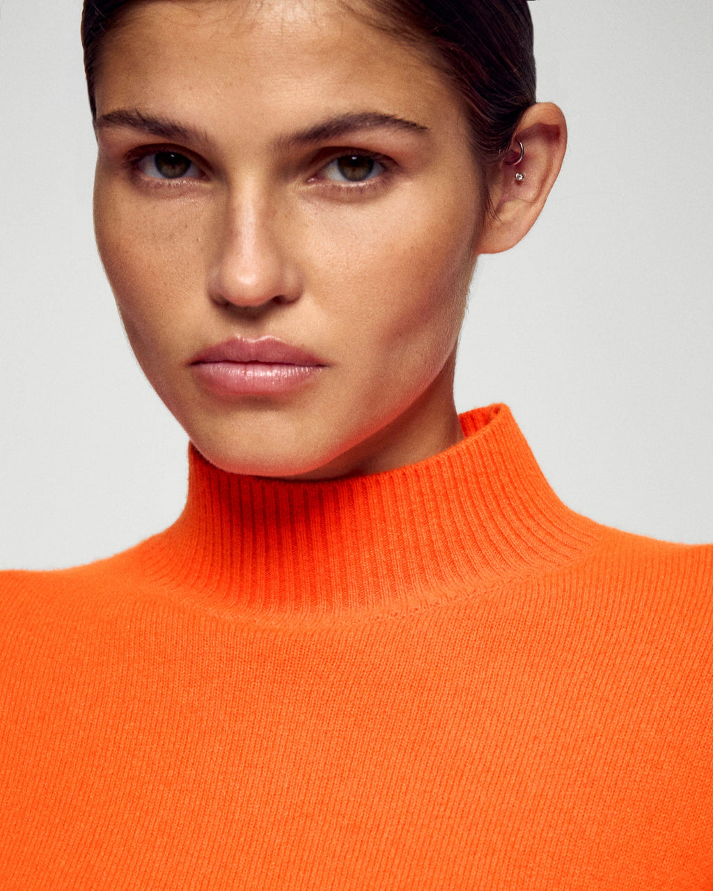Jersey de Cuello Alto con Banda Contrastada en la Manga - Naranja Dorado - Mujer