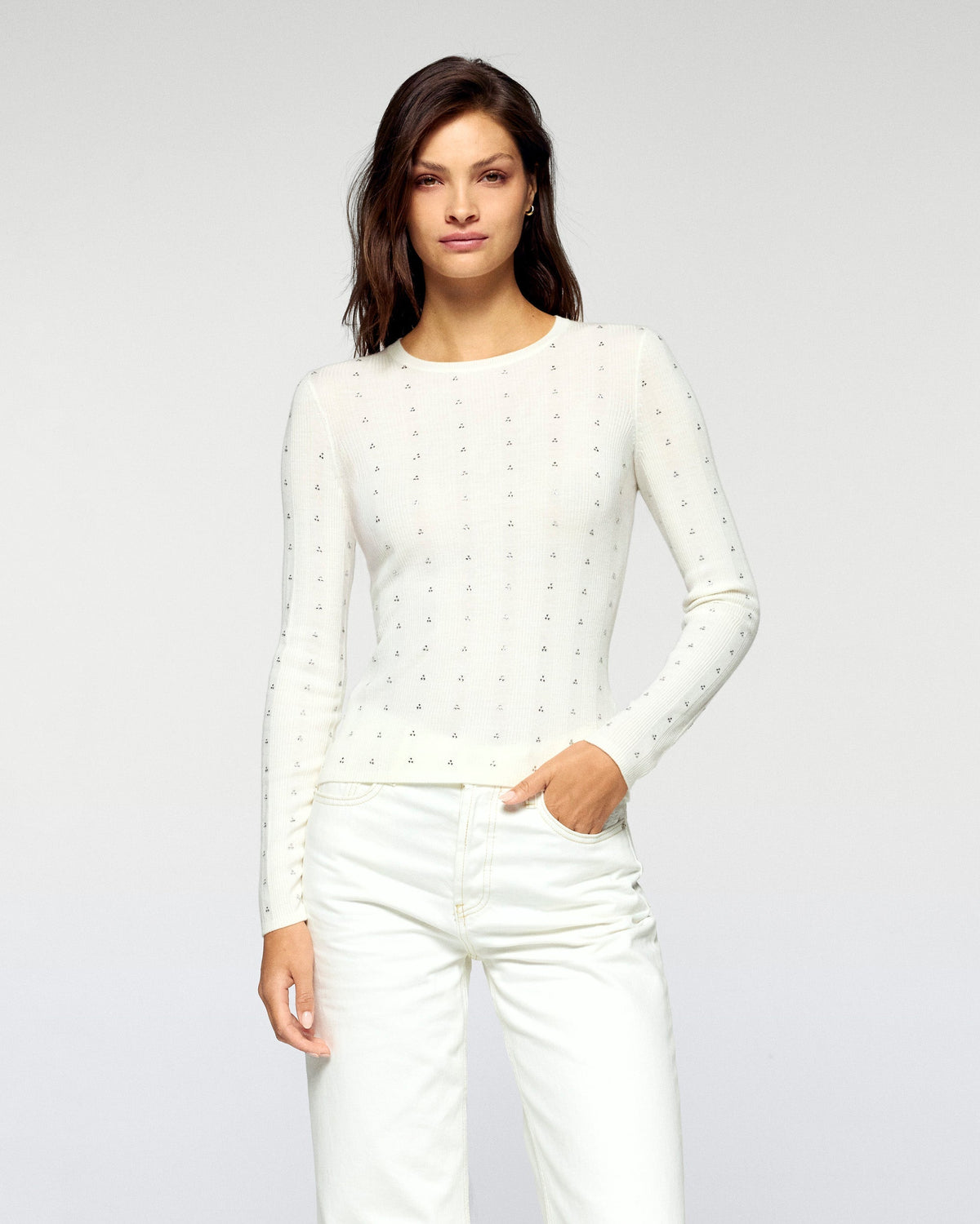 #label: Paige is 1.81m tall and wears a size S