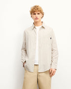 #label: Leon mide 1,89 m y lleva una talla M