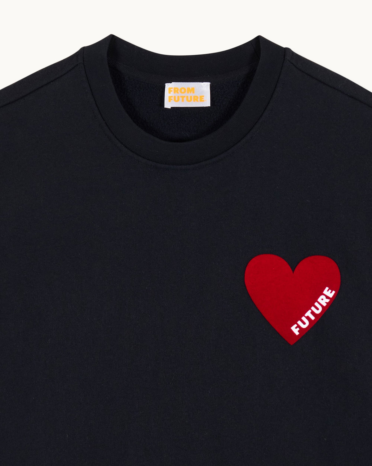 Sudadera de Cuello Redondo con Corazón - Negro - Hombre