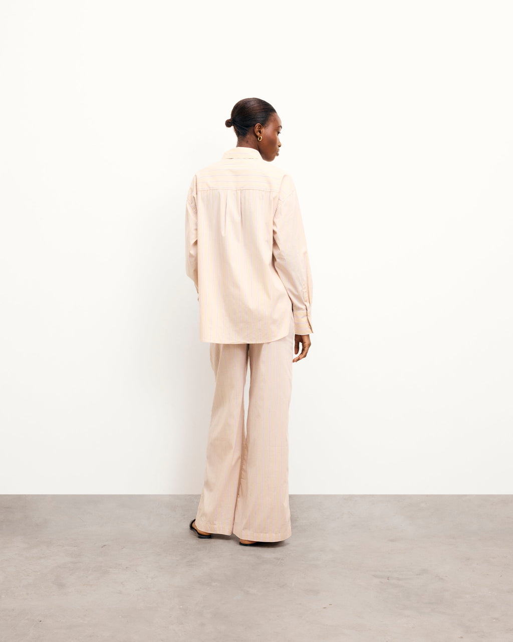 Long-Sleeved Shirt - Beige Stripes - Women