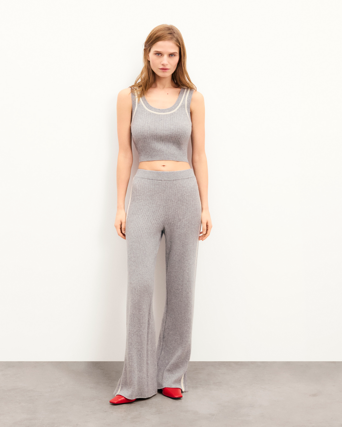 Pantalón Jogger Ancho con Rayas - 1500 Gris Jaspeado Oscuro - Mujer