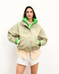 #label: Claudia mesure 1,78m et porte une taille S