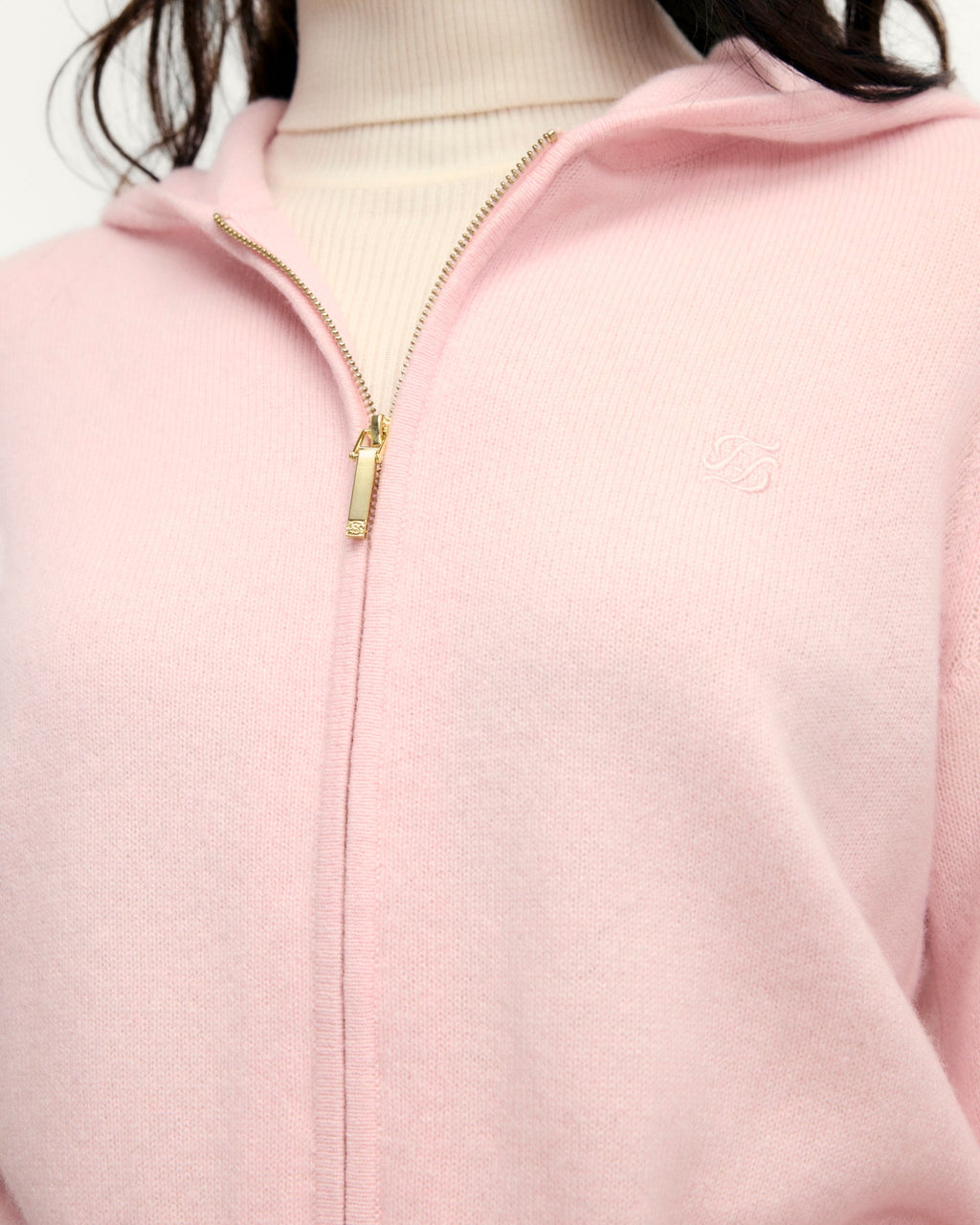 Sudadera con Capucha Bordado Ff - Sky Pink - Mujer