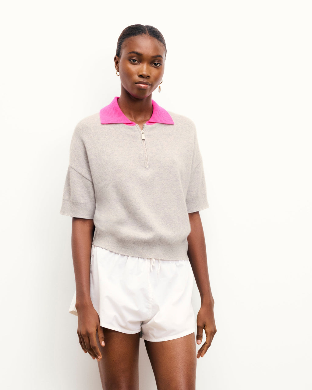 #label: Janelle is 1.77m tall and wears a size S