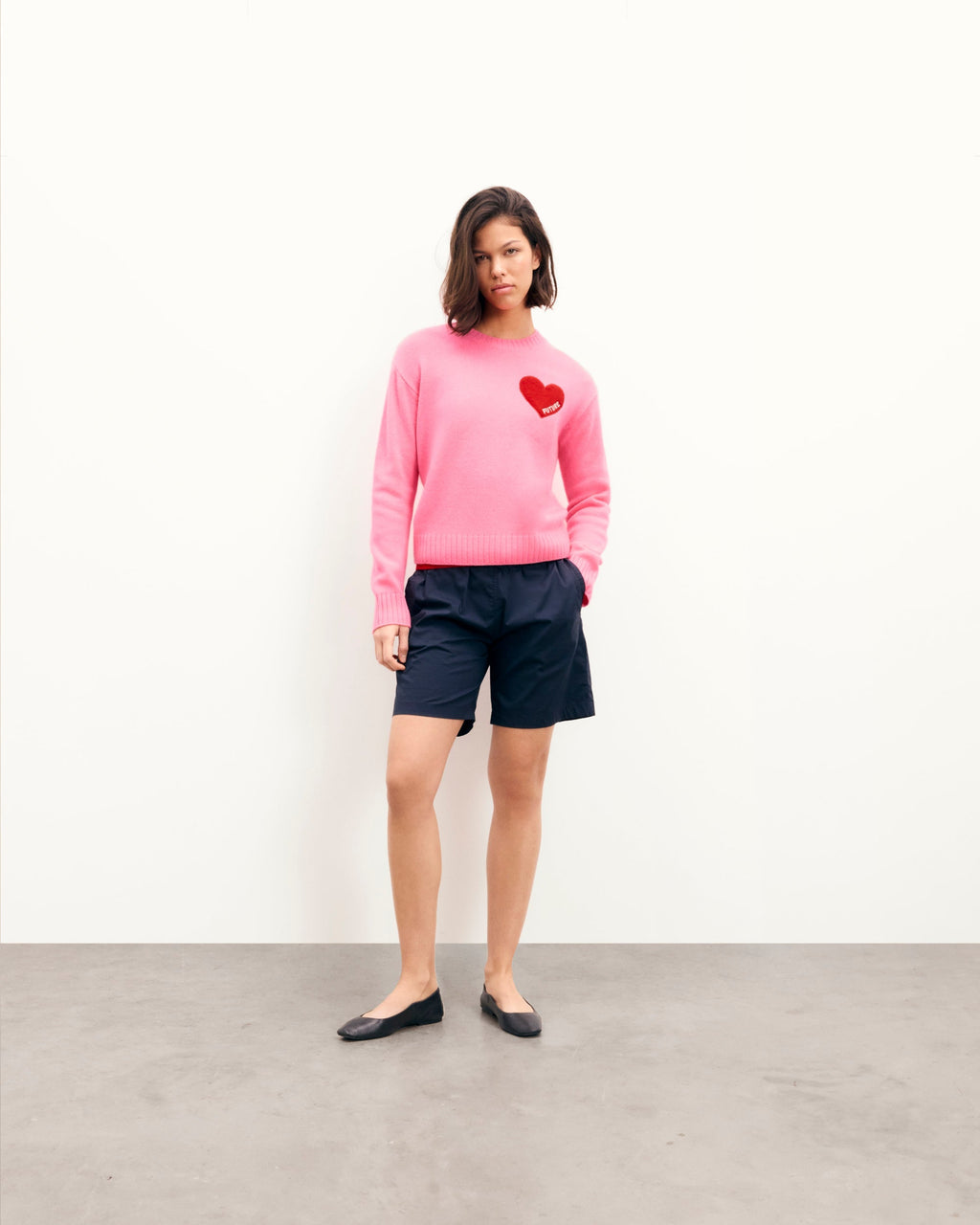 Heart Crew-Neck Jumper - Fantasy Pink - Women