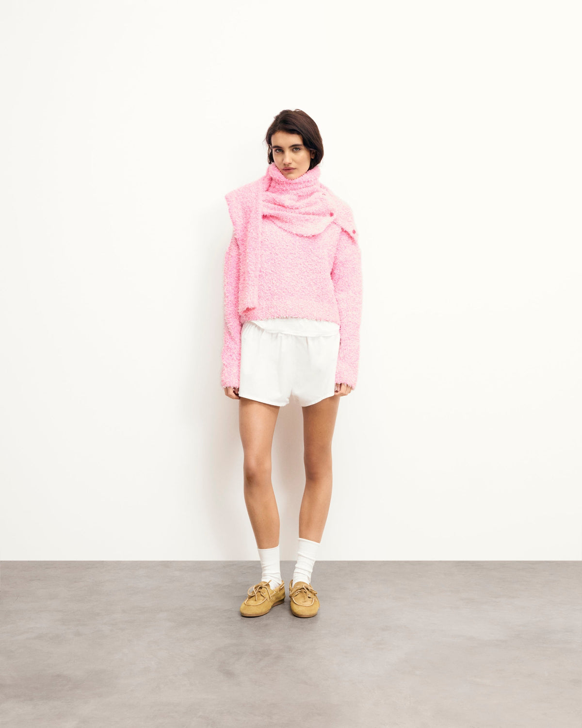 Cropped Round-Neck Contrasting Fancy Yarn Jumper - Fantasy Pink - Women