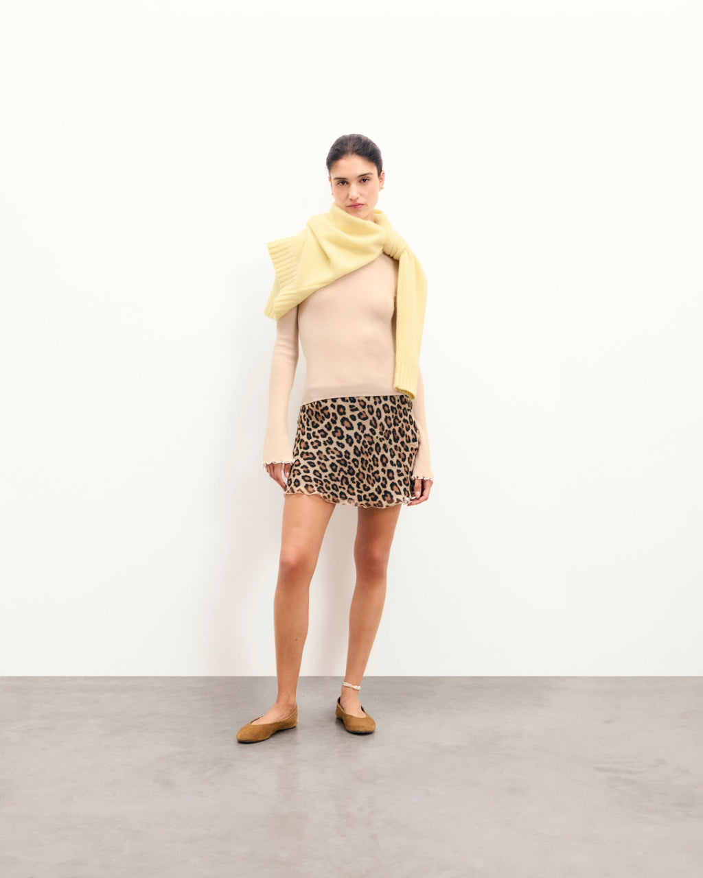 Crew-Neck Jumper - Light Beige - Women