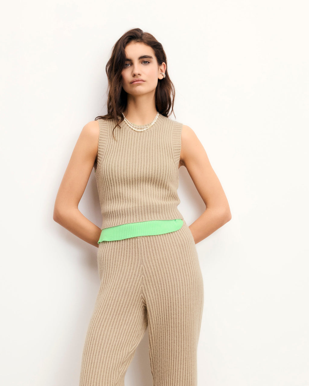 #label: Magdalena mesure 1,77m et porte une taille S