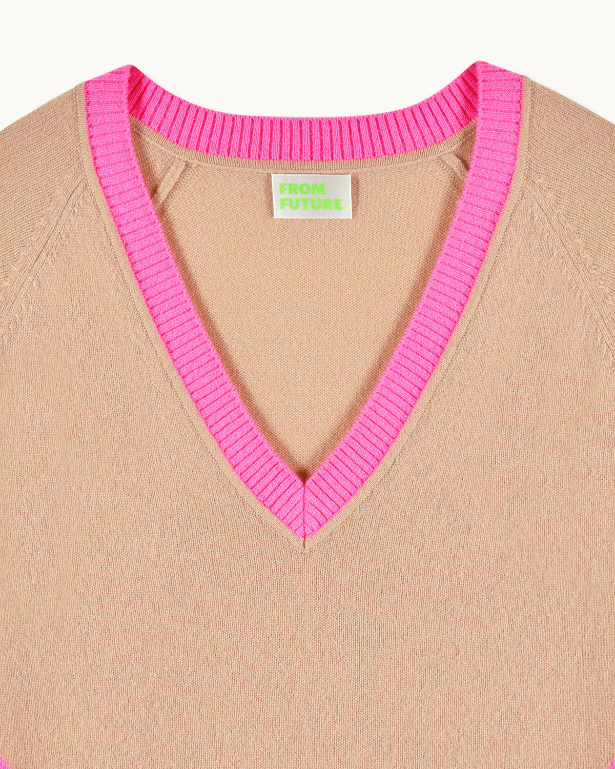 Jersey de Cuello en V con Corazones y Rayas - Tropical Camel - Mujer