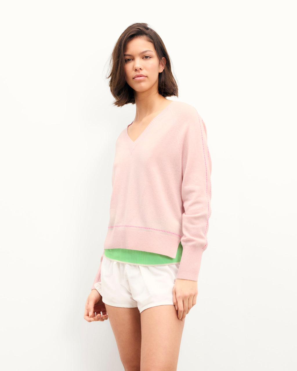 #label: Kim mide 1,78 m y lleva una talla S