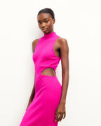 #label: Janelle mesure 1,77m et porte une taille S