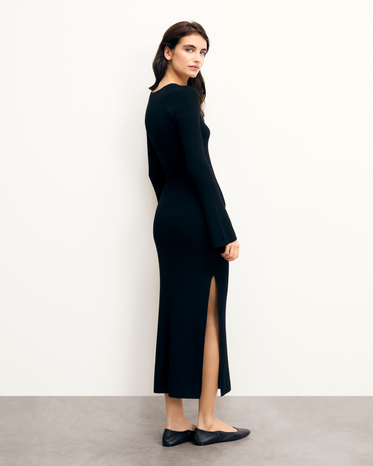 Vestido Largo de Manga Larga con Joyas de Corazón - Negro - Mujer