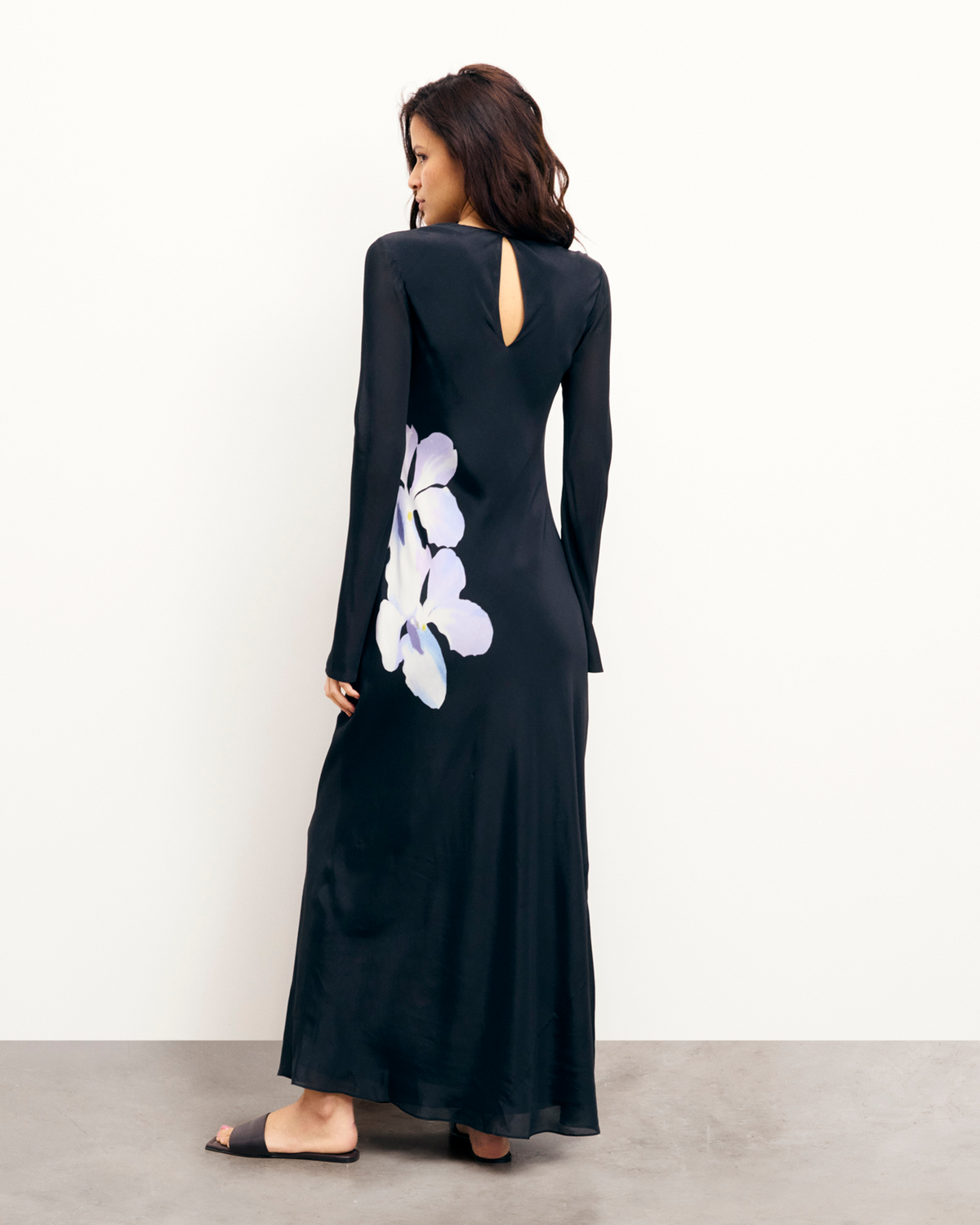 Vestido Largo de Manga Larga Marlow - Orquídea Negra Grande - Mujer