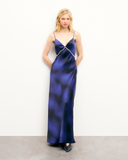 #label: Vasilna mesure 1,77m et porte une taille S