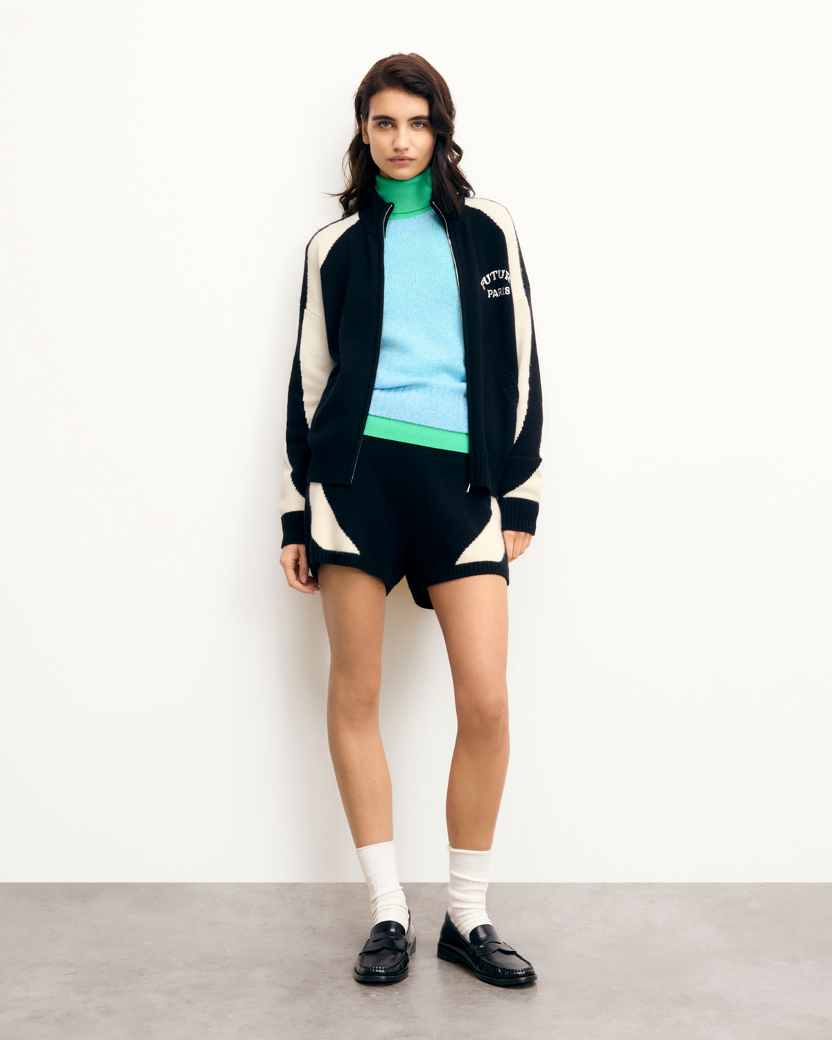 Short Two-Tone Shorts - Black - Women's