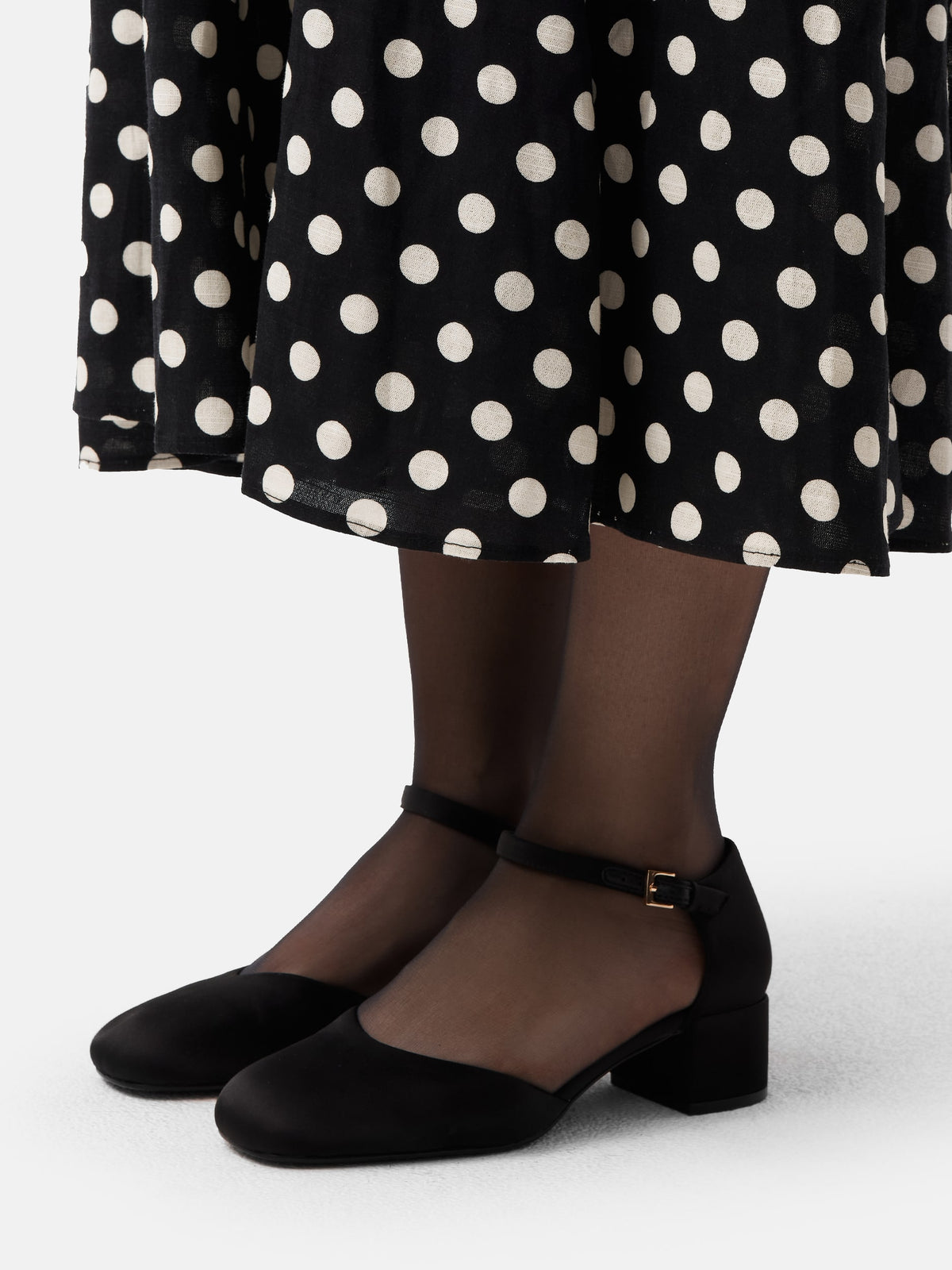 Love At First Sight Pumps - Black